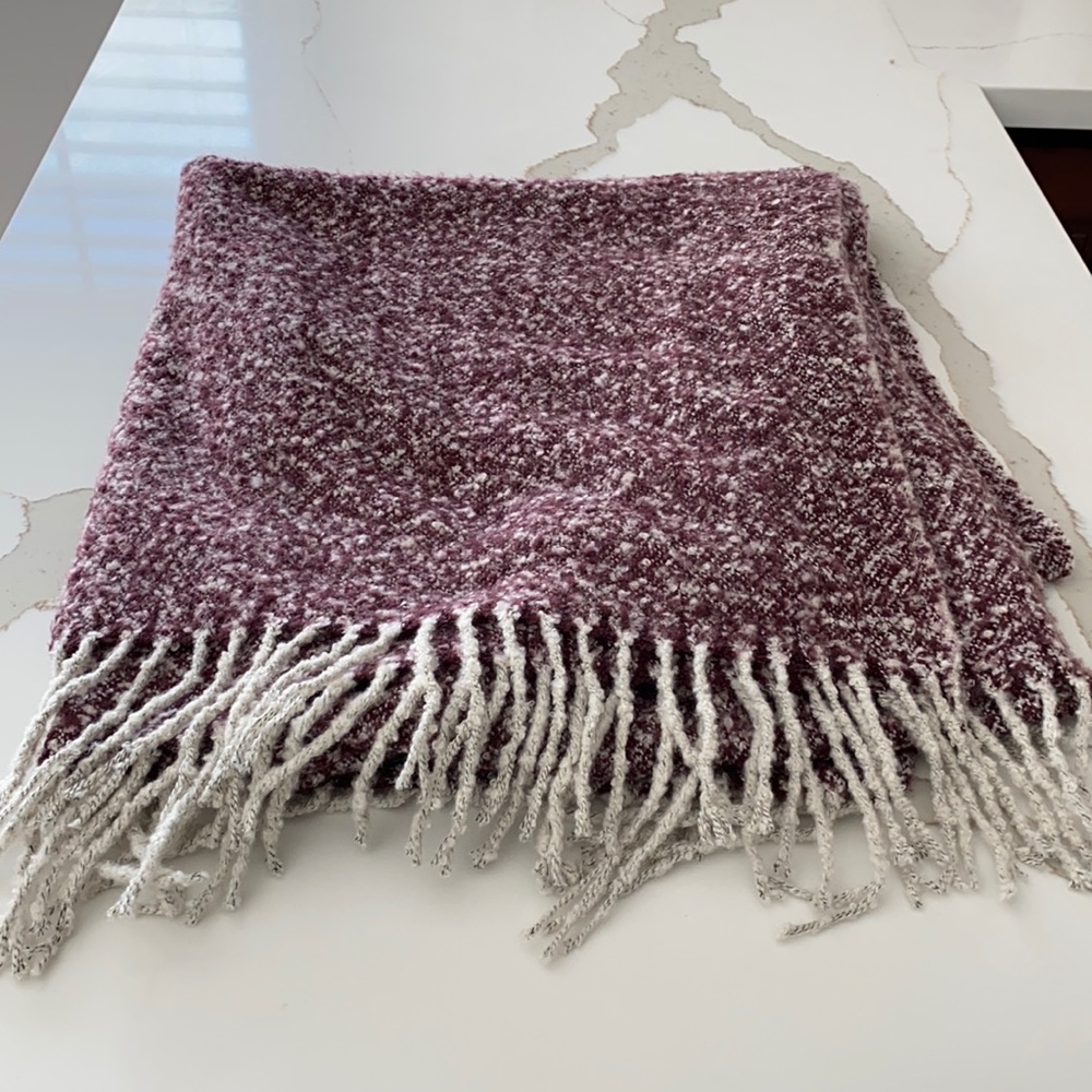 American Eagle cozy oversize blanket scarf